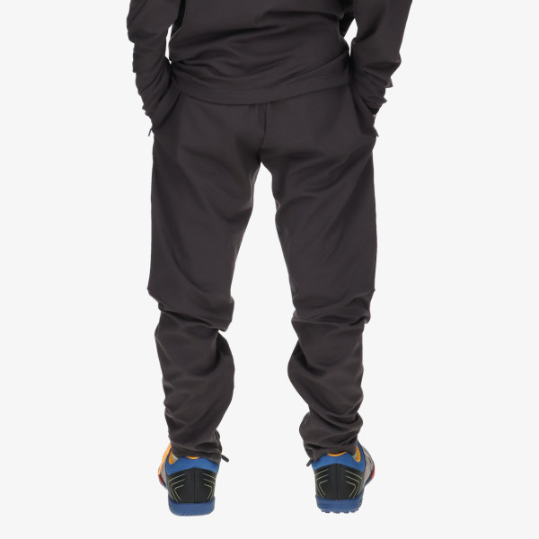 Umbro Pantaloni de trening PRO TRAINING SLIM PANTS JNR 