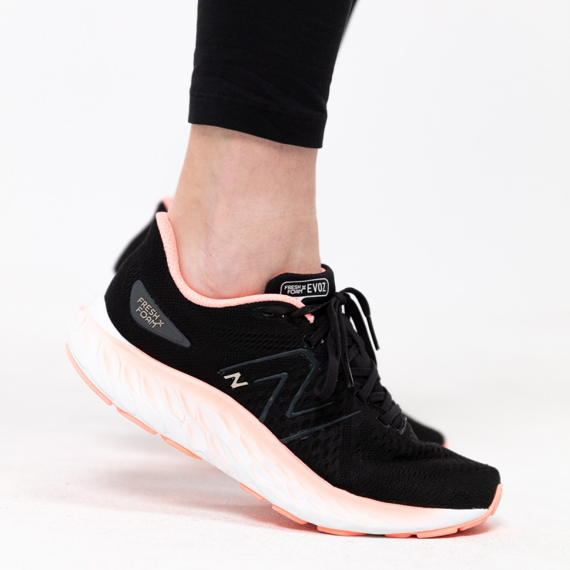 New Balance Pantofi Sport EVOZ v3 