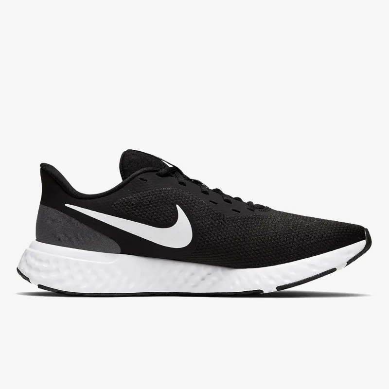 Nike revolution 5 original