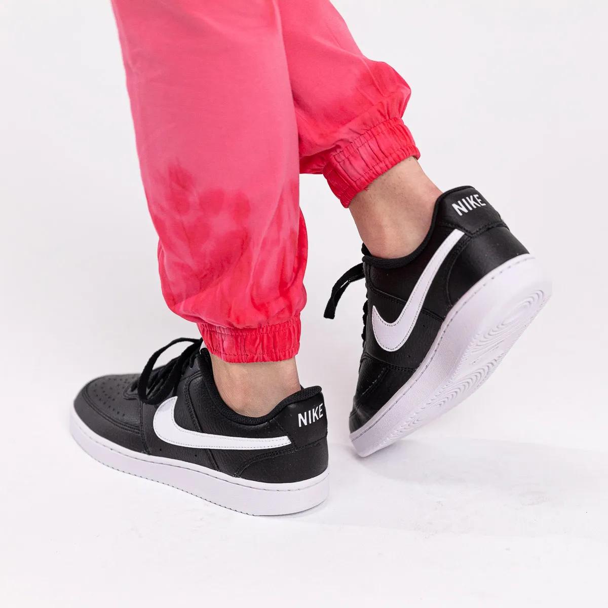 Nike Pantofi Sport Court Vision Low 
