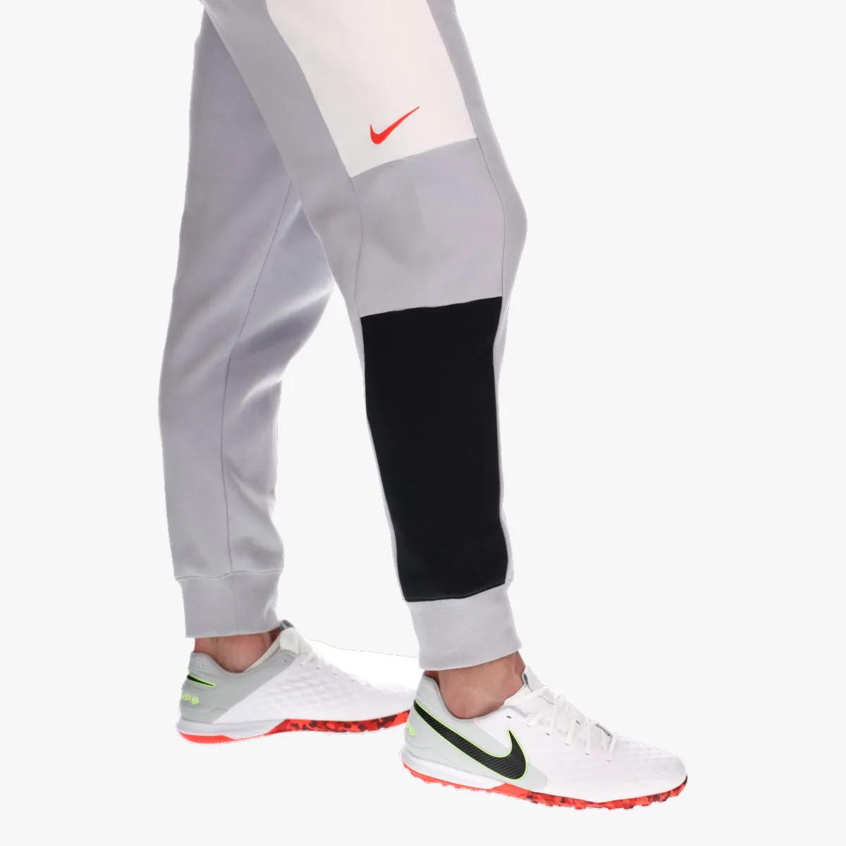 Nike Pantaloni de trening LFC M NSW NIKE AIR PNT FLC 