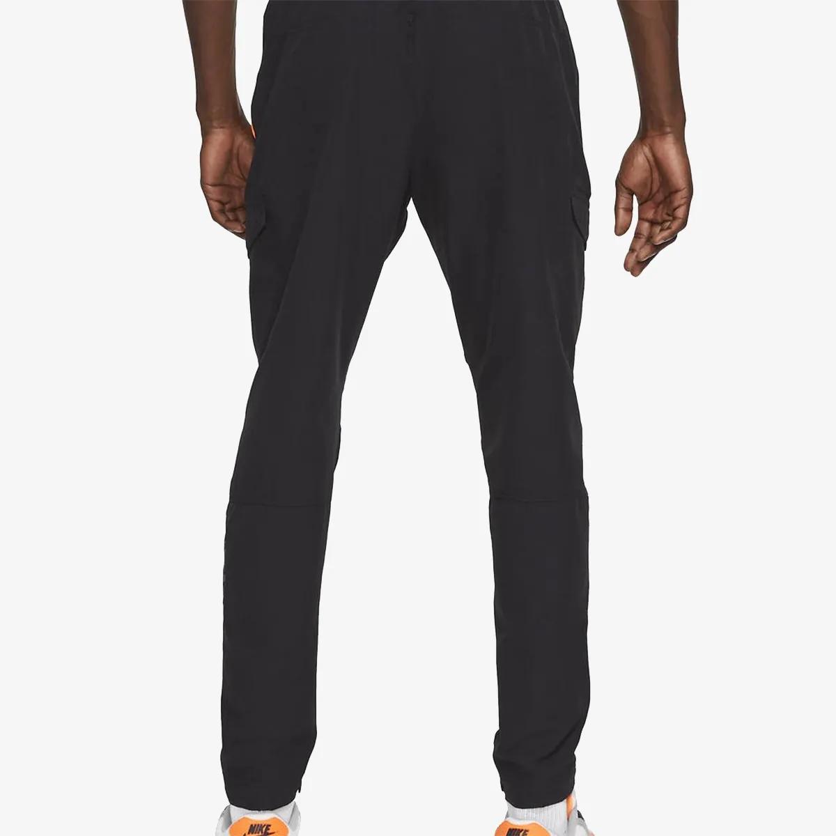 Nike Pantaloni de trening Sportswear Air Max Woven Cargo Jogger Pants 