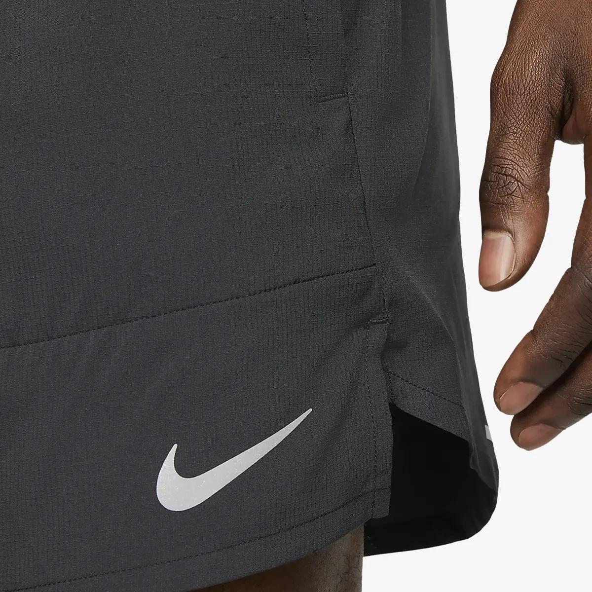 Nike Pantaloni scurti Stride 