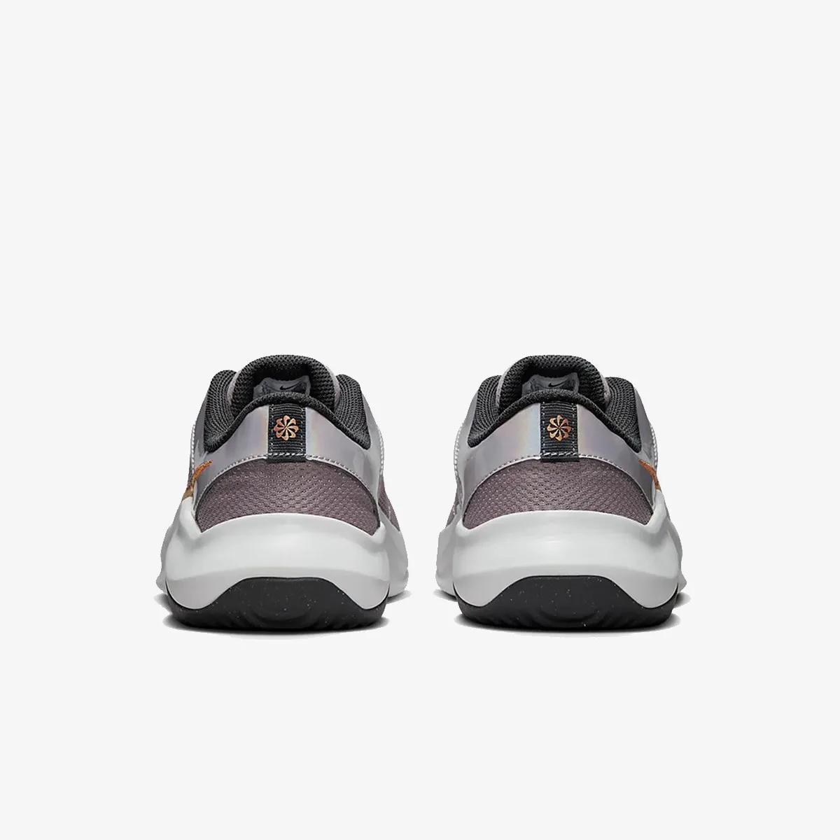 Nike Pantofi Sport Legend Essential 3 Premium 