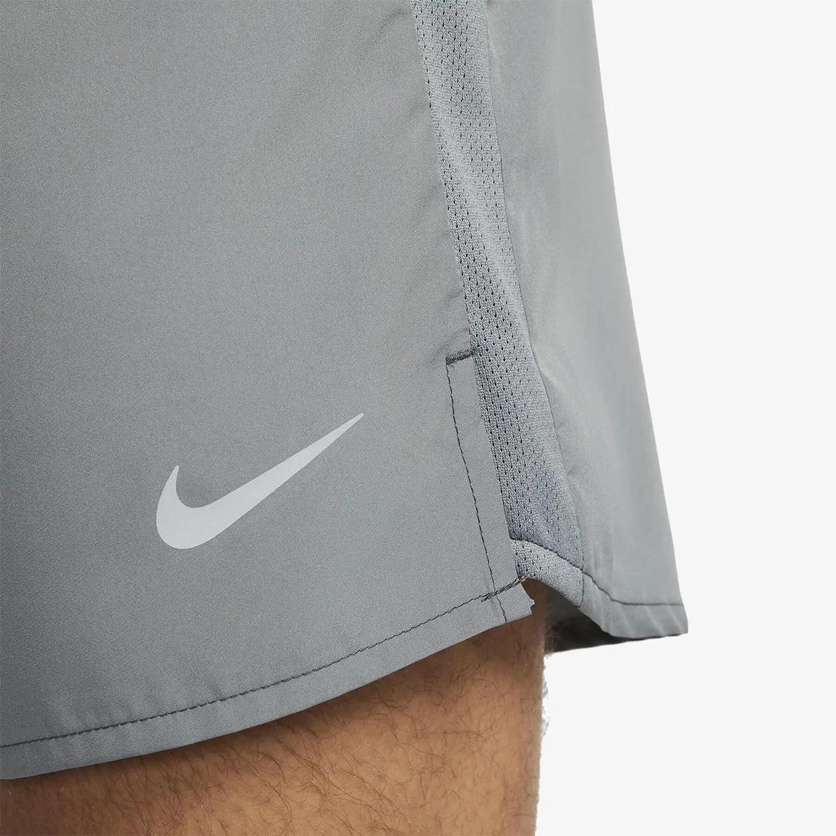 Nike Pantaloni scurti Dri-FIT Challenger 